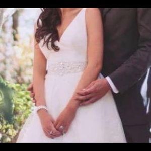 Vera wang 4 wedding dress- one of a kind